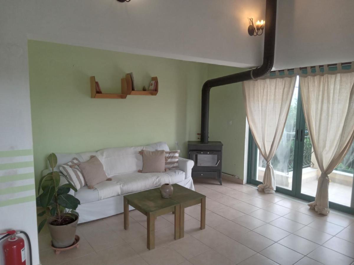 The White Rabbit Guesthouse Eco-Lodge "Cosy Apartment" Psakoúdia Eksteriør bilde